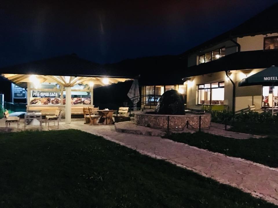 Omladinski Hotel Rostovo Бугойно Экстерьер фото